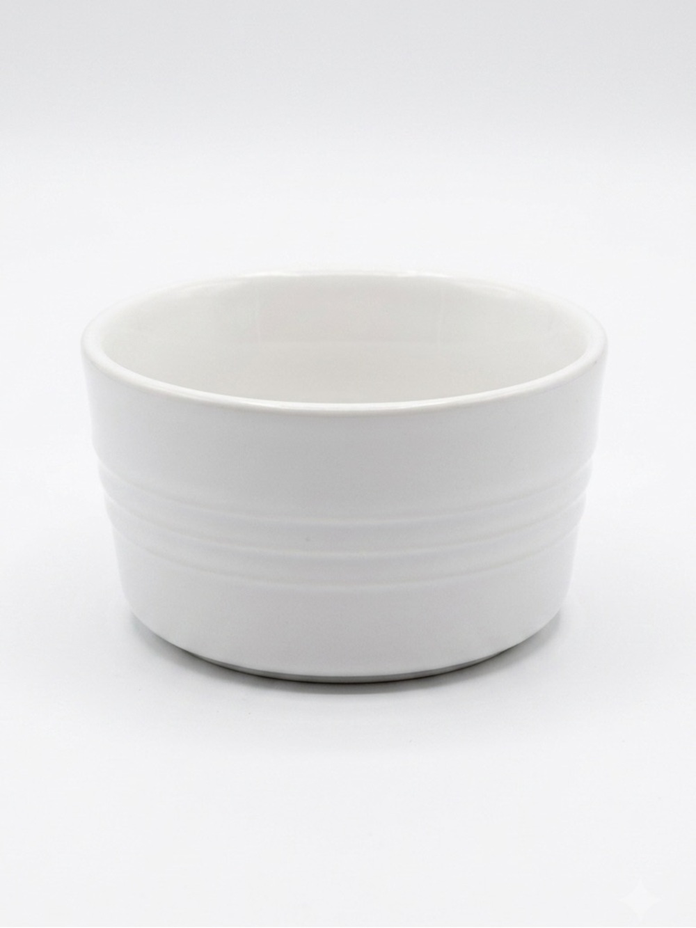 Le Creuset White Stoneware Straight Wall Ramekins Set of 2 EUC